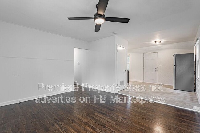 Building Photo - 7606 E 50th Terrace