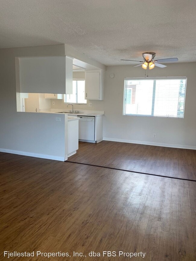Building Photo - 4540 Glacier Ave