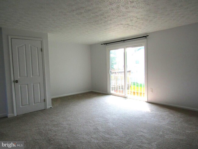 Building Photo - 2711 Neman Ct