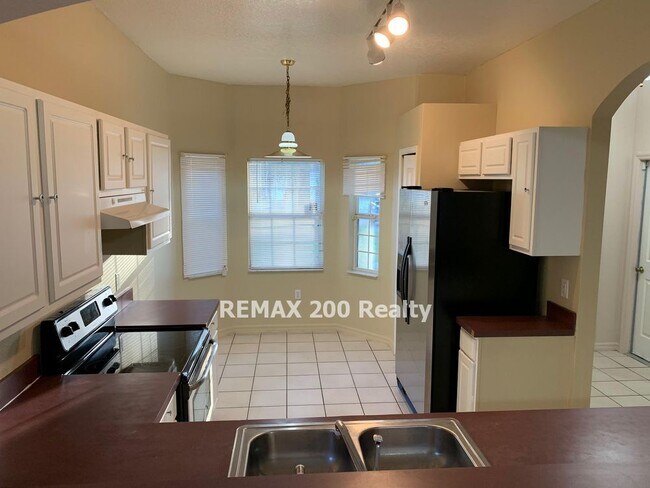Building Photo - ORLO VISTA HEIGHTS 3/2 HOME