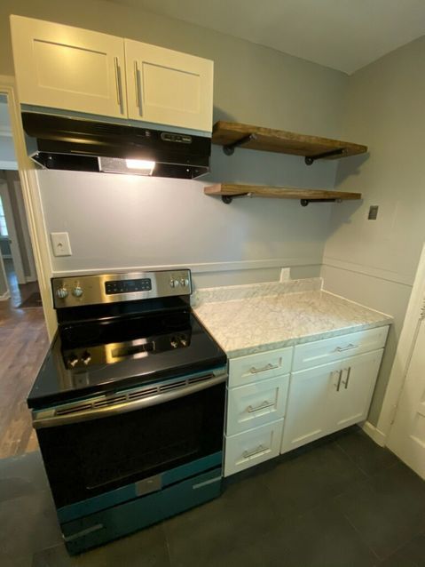 Foto del edificio - 5000 Princeton Rd