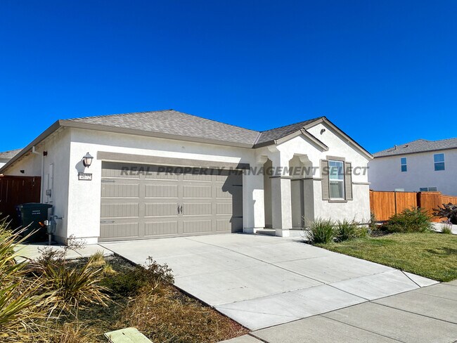 Building Photo - 4672 Lincoln Landing