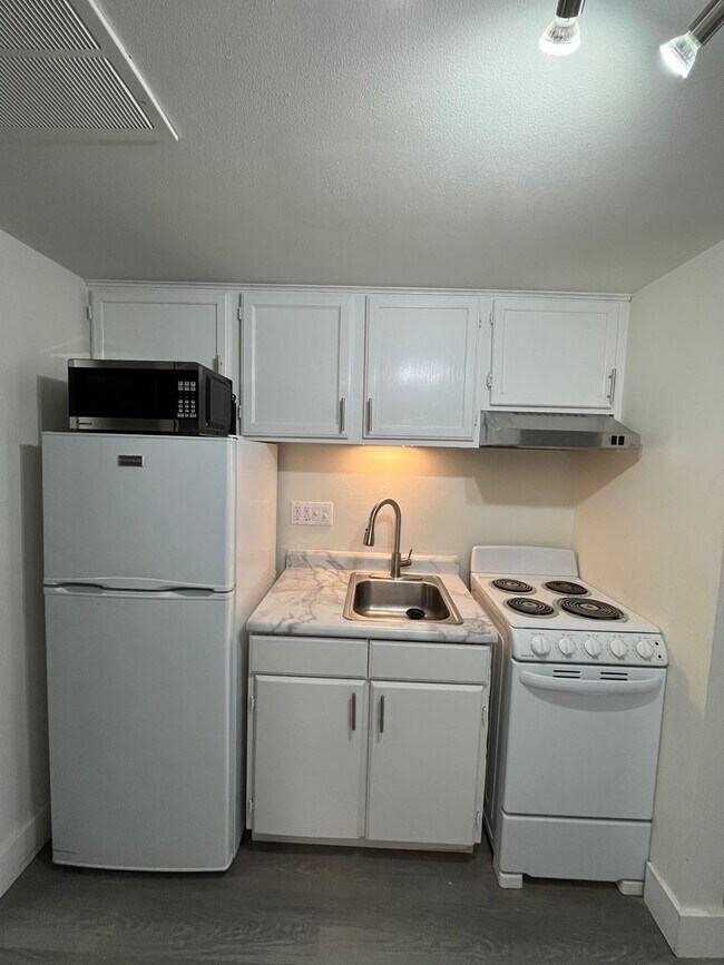 Foto del edificio - 7290 W Dean Rd