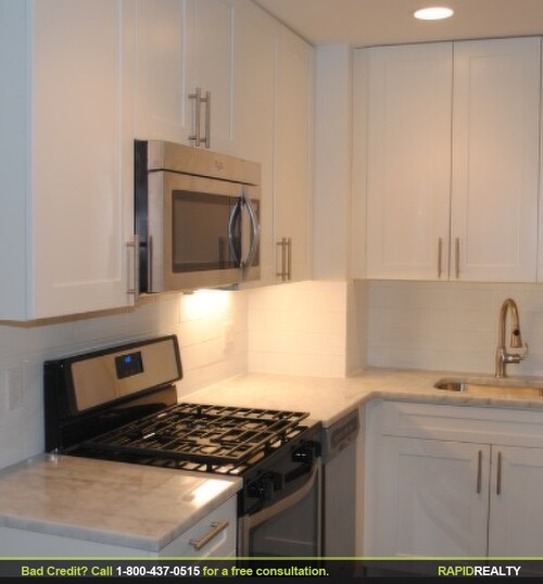 Foto del edificio - 8 Bedford Ave
