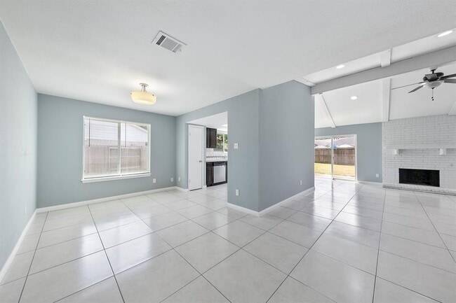 Building Photo - 718 N Fork Ct