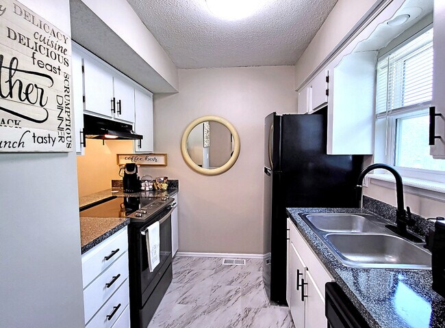 Foto del edificio - 3122 Eaton St