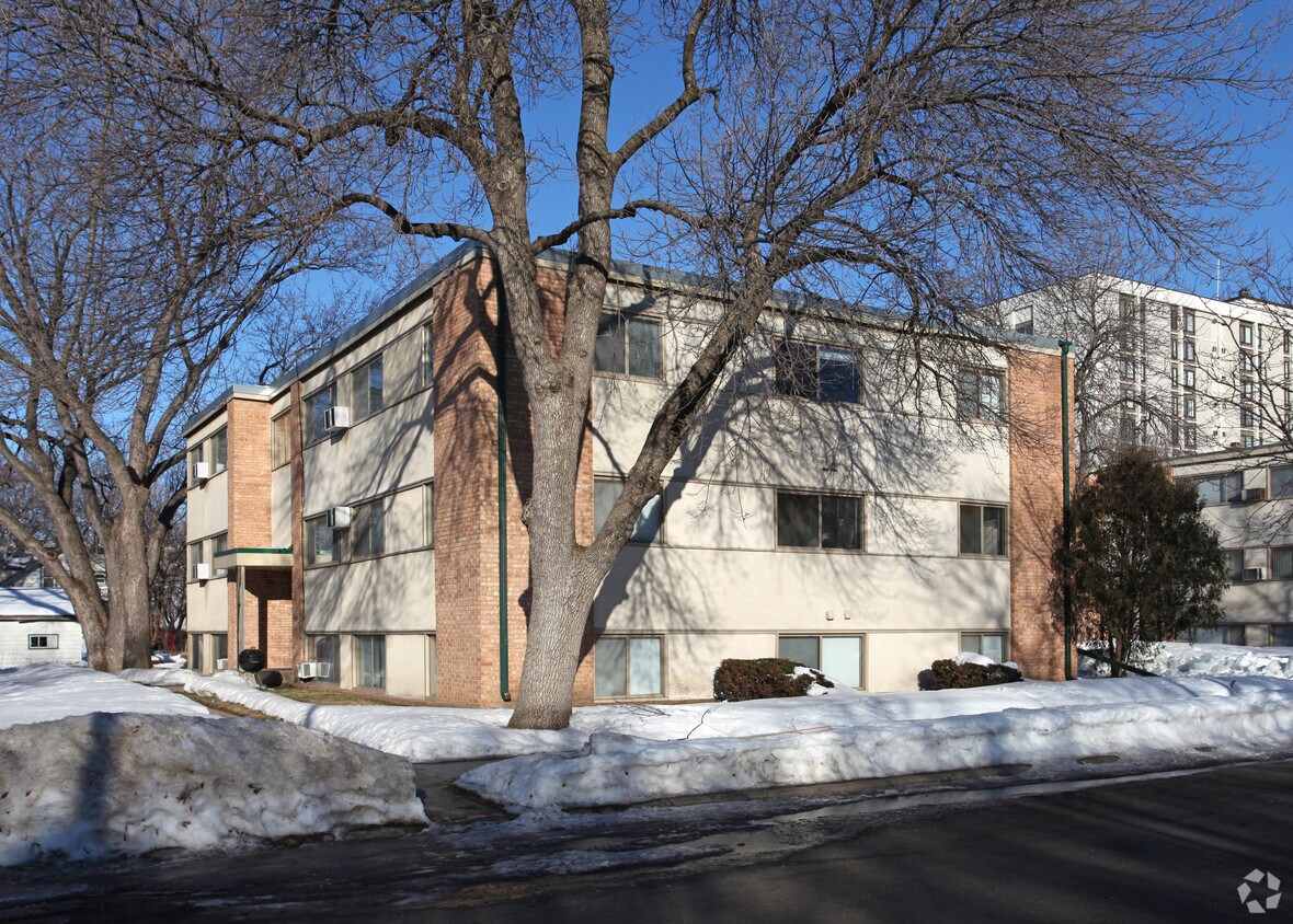 Primary Photo - 38 6th Ave S