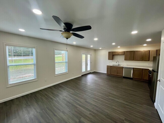 Foto del edificio - 146-146 Weise Pkwy