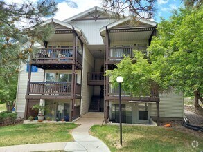 Building Photo - 17371 E Mansfield Ave