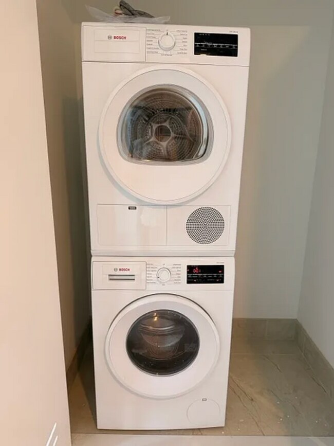 in-door washer & dryer - 1158 46th Rd