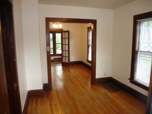 Foto del edificio - 418 S Orchard St