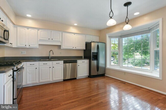 Building Photo - 12305 Fox Lake Pl
