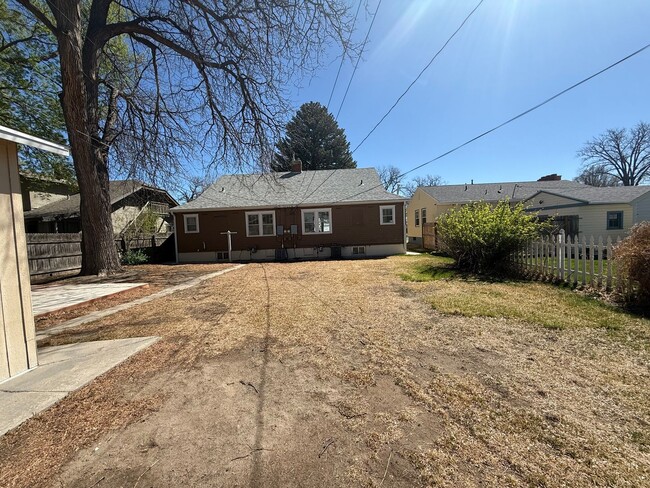Building Photo - 2404 Ave A