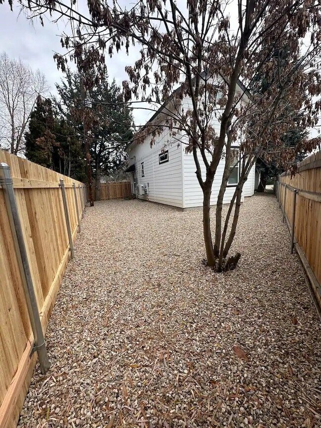 Foto del edificio - 2173 N 24th St