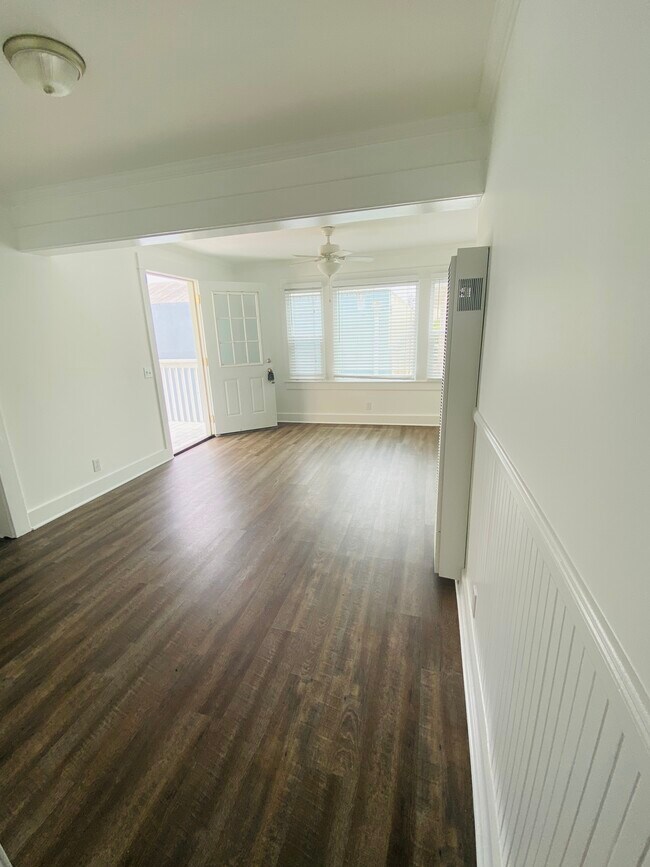 Livingroom - 61 10th Ct