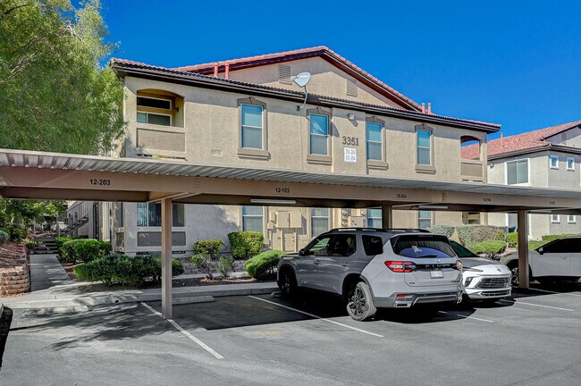 Foto del edificio - 3351 Indian Shadow St