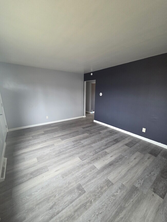 Foto del edificio - 3706 Providence St