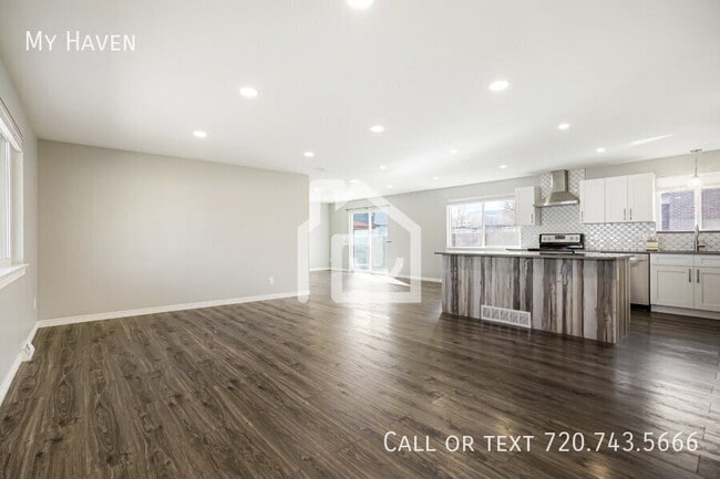 Photo - 5287 Indiana St House