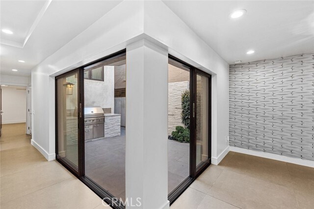 Foto del edificio - 518 Marigold Ave