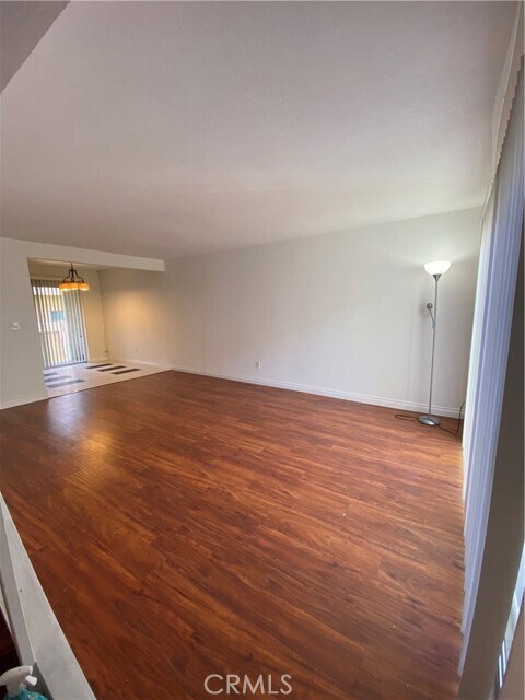 Foto del edificio - 23418 Arlington Ave