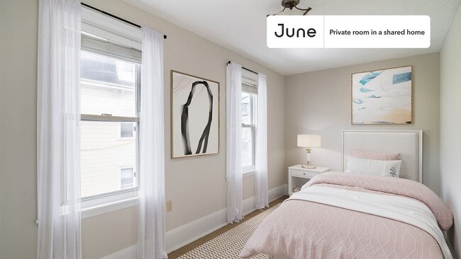 Building Photo - Room in Shared 3 bed/1 bath home