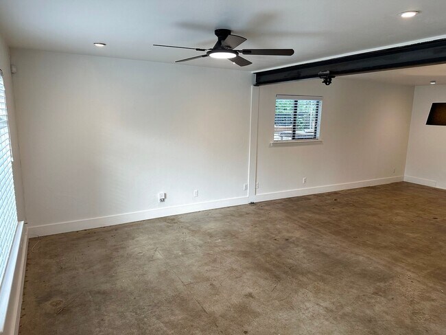 Foto del edificio - 5100 Orleans Ct