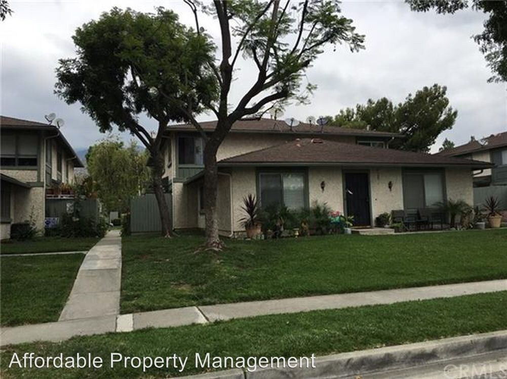 2 br, 1 bath House 865 W. 13th St. 4 House Rental in Azusa, CA