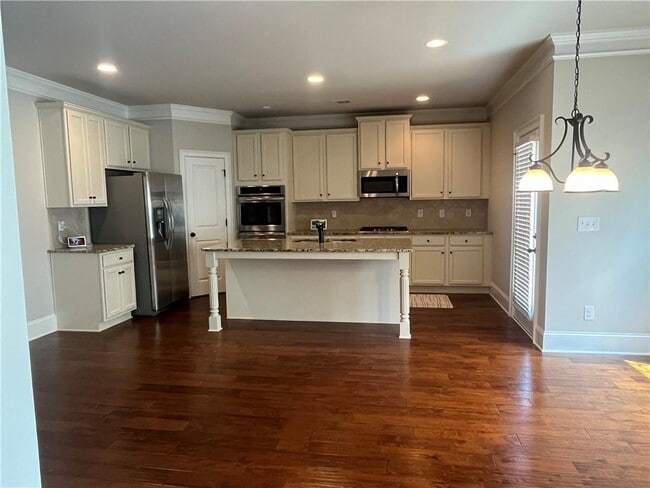 Building Photo - 2766 Hilson Commons