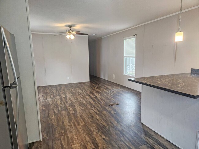 Foto del edificio - 2900 N Apperson Way