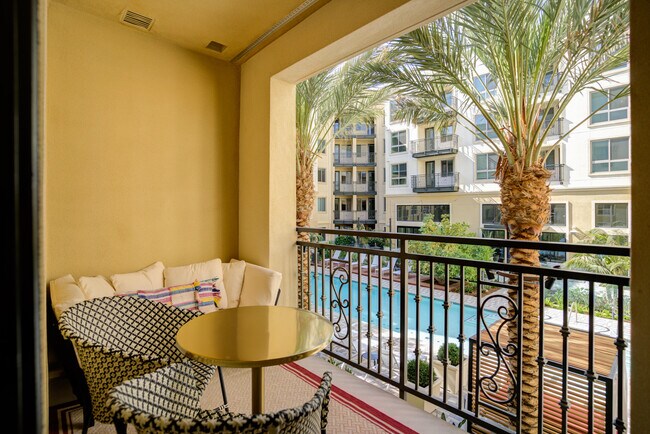 Building Photo - Bolsa Row Apartments