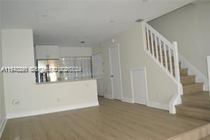 Foto del edificio - 2864 Edgehill Ln