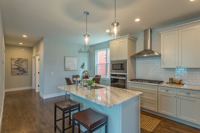 Foto del edificio - 1102 S Greenwood Ave