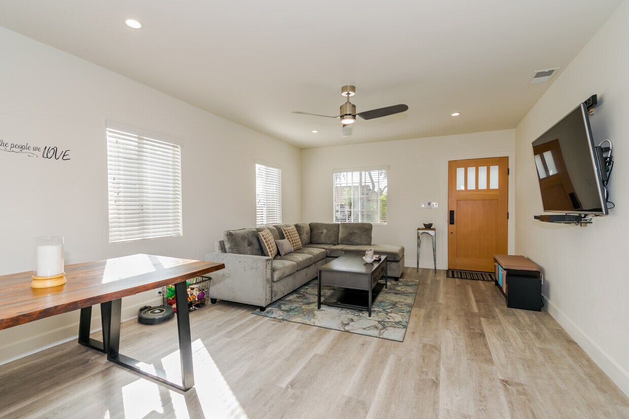 Foto principal - 15516 Faysmith Ave