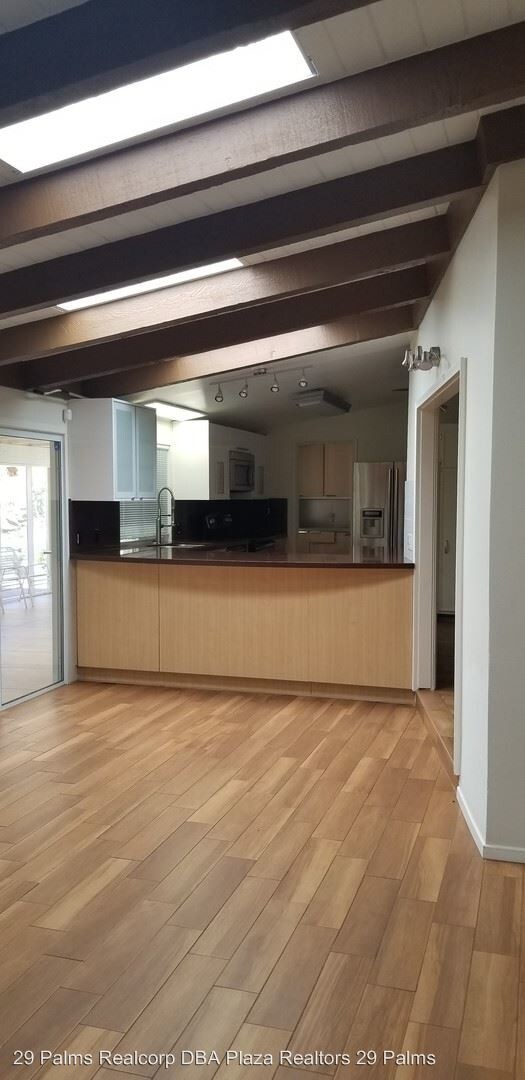 Building Photo - 7121 Desert Quail Dr