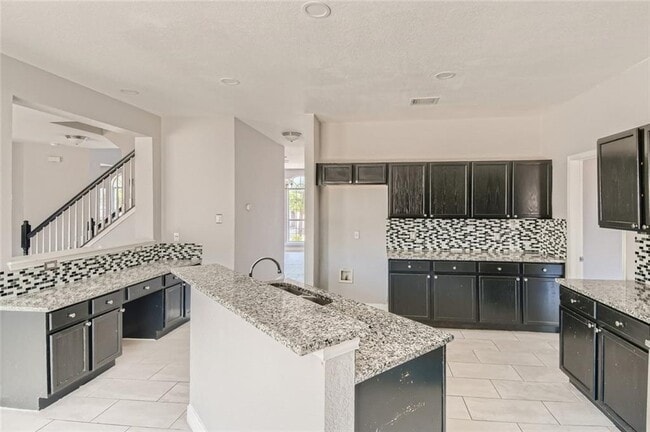 Building Photo - 1420 Quicksilver Cir