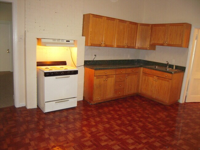 kitchen - 15 Elizabeth St