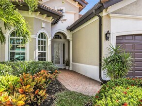 Building Photo - 7864 Valencia Ct