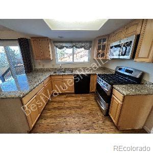 Building Photo - 705 Prairie Ridge Rd