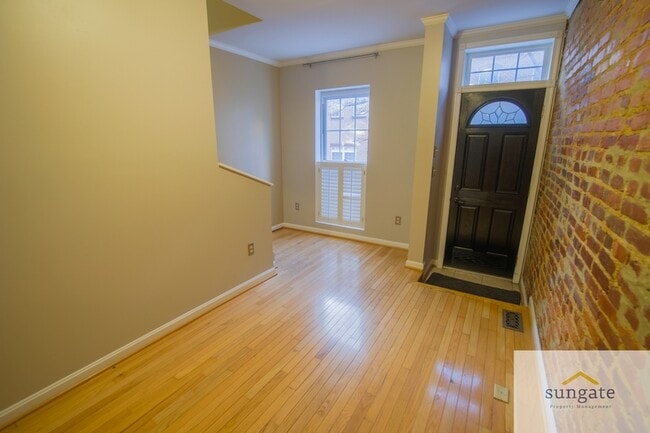 Foto del edificio - 615 S Glover St