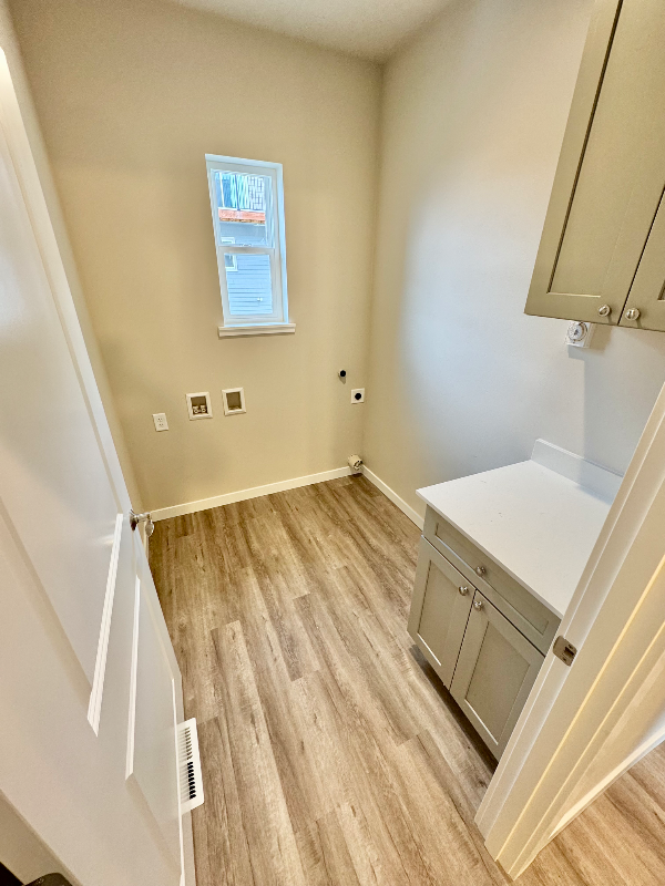 Building Photo - 2600 Racquet Ln