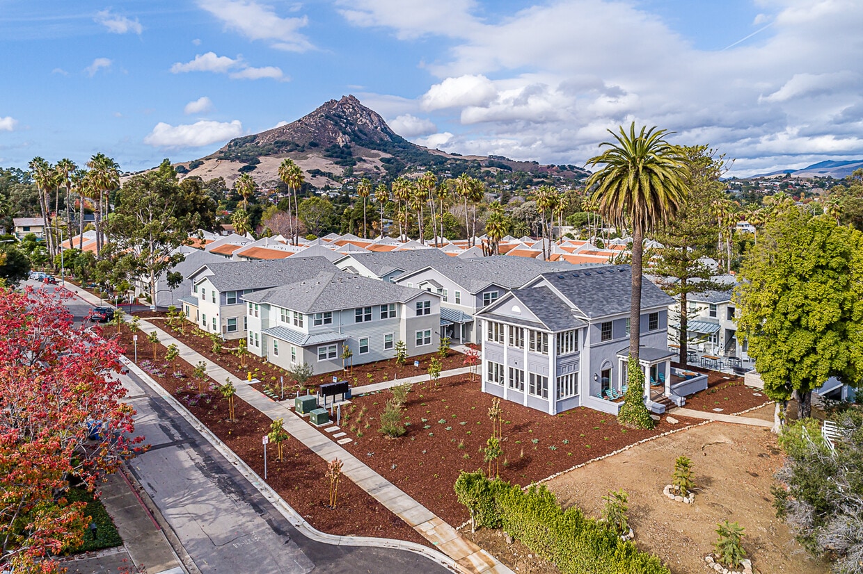 Primary Photo - Palomar at SLO