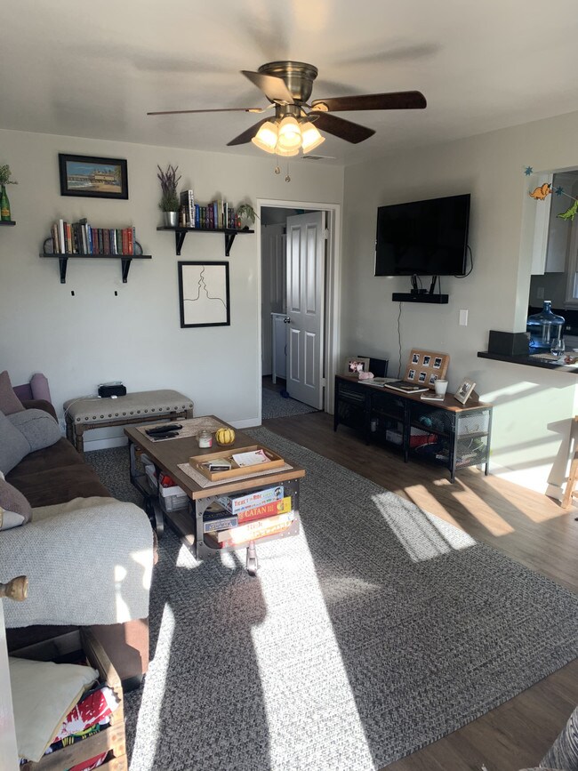 Foto del edificio - Encino Lane