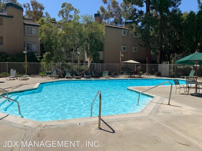 Foto del edificio - 9755 Mesa Springs Way