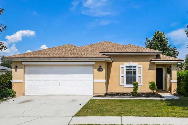 Building Photo - 2261 Brian Lakes Dr E