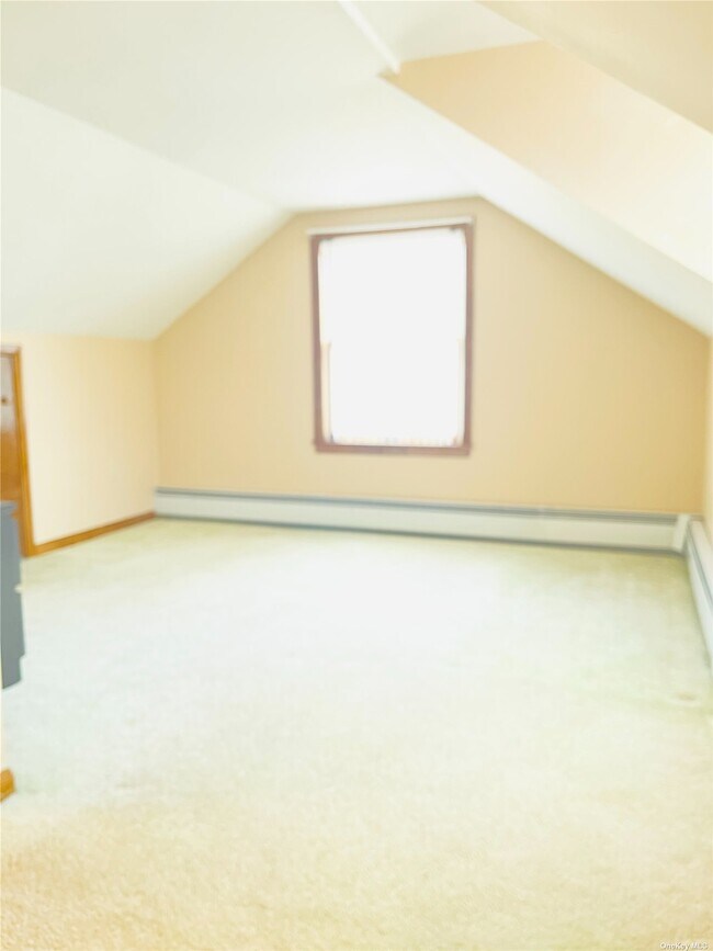 Building Photo - 394 Bayville Ave