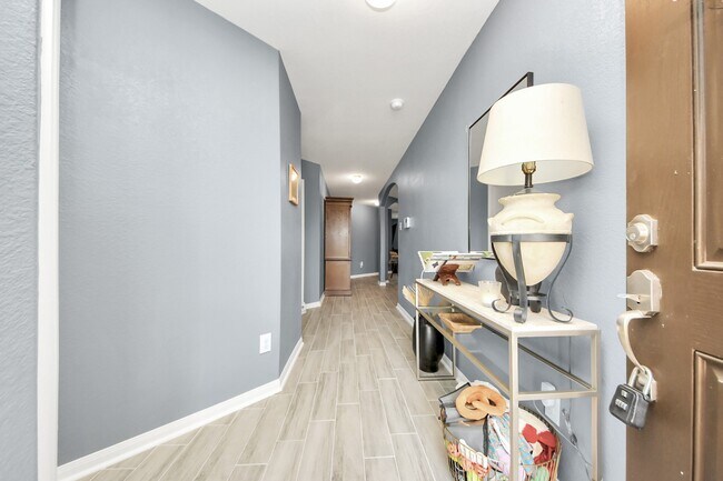 Foto del edificio - 2430 Regatta Ln