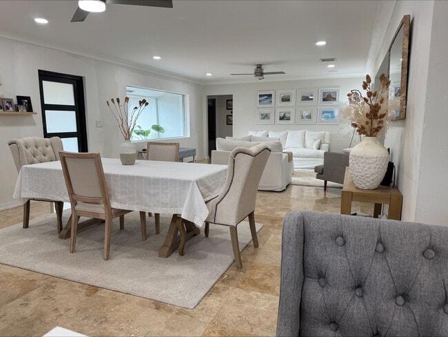 Foto del edificio - 1960 NE 30th St