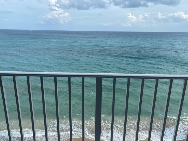 Foto del edificio - 3590 S Ocean Blvd