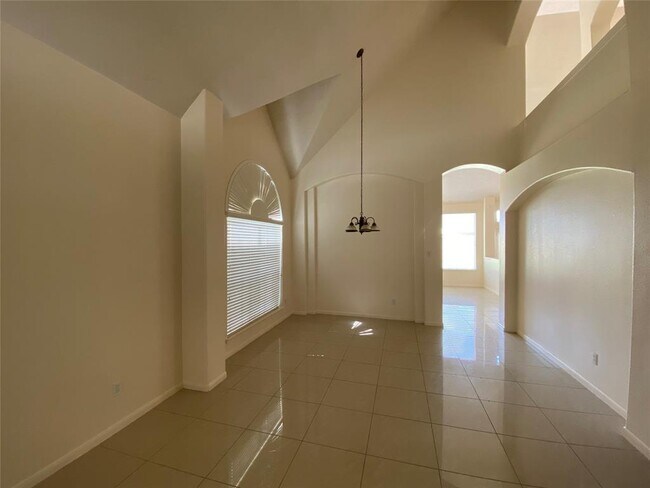 Foto del edificio - 16618 New Market Ln