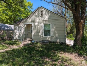 Building Photo - 500 W Southside Blvd